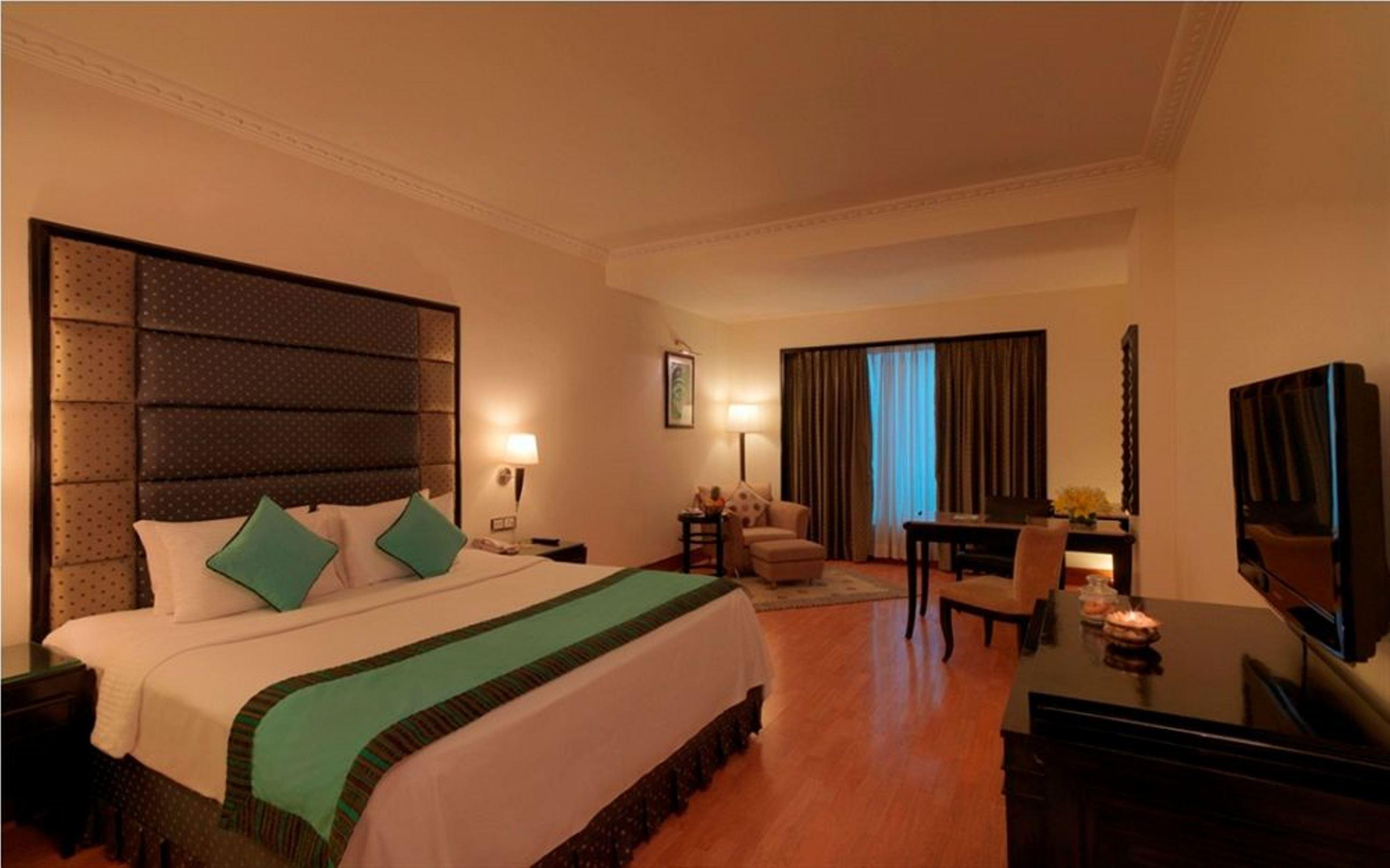 Goldfinch Hotel Бангалор Екстериор снимка